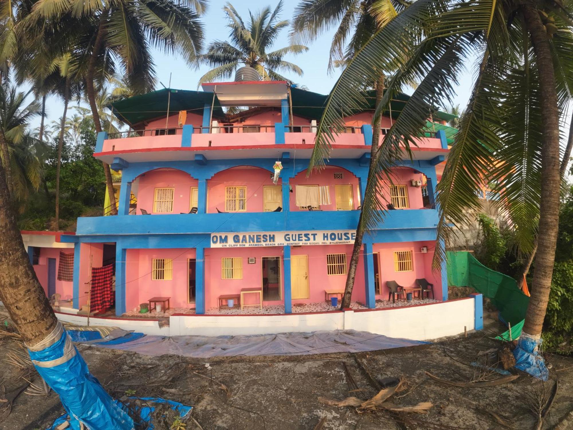 Om Ganesh Guest House Cliffside Arambol Luaran gambar