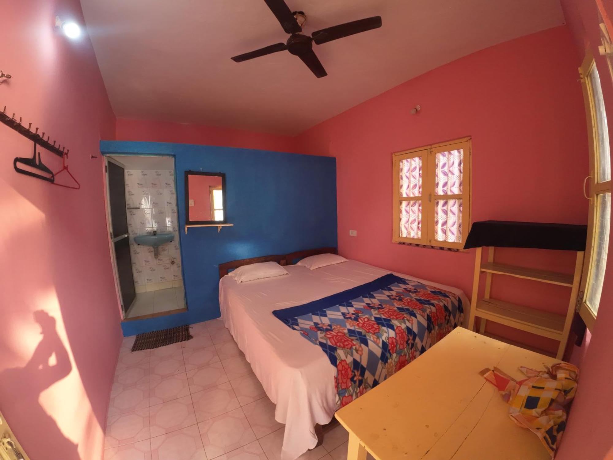 Om Ganesh Guest House Cliffside Arambol Luaran gambar