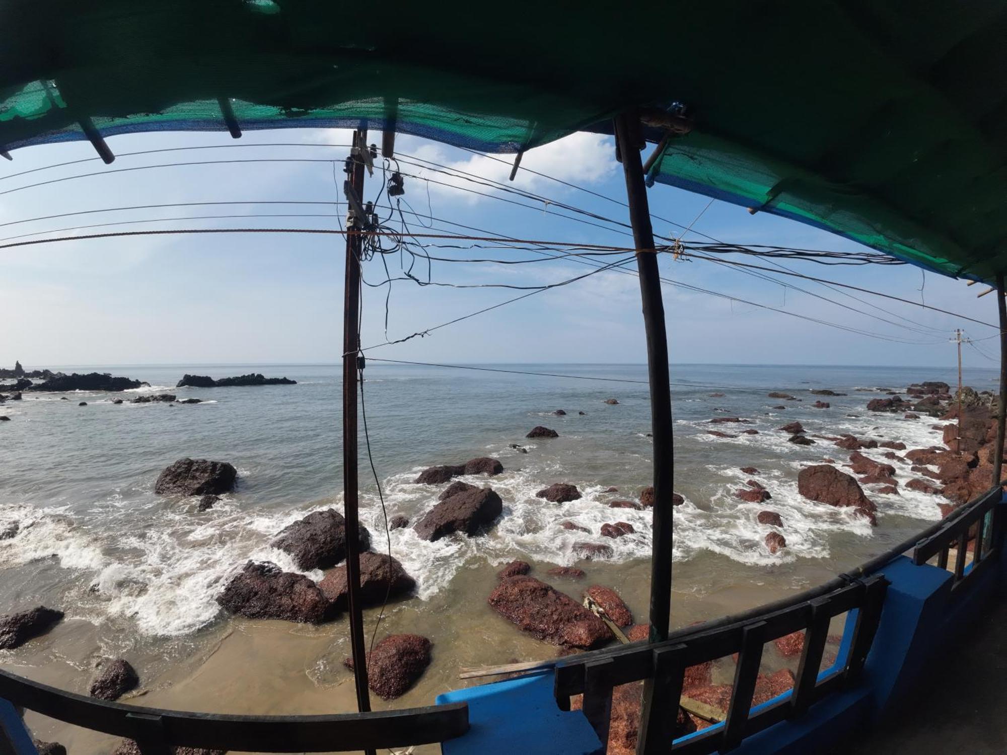 Om Ganesh Guest House Cliffside Arambol Luaran gambar