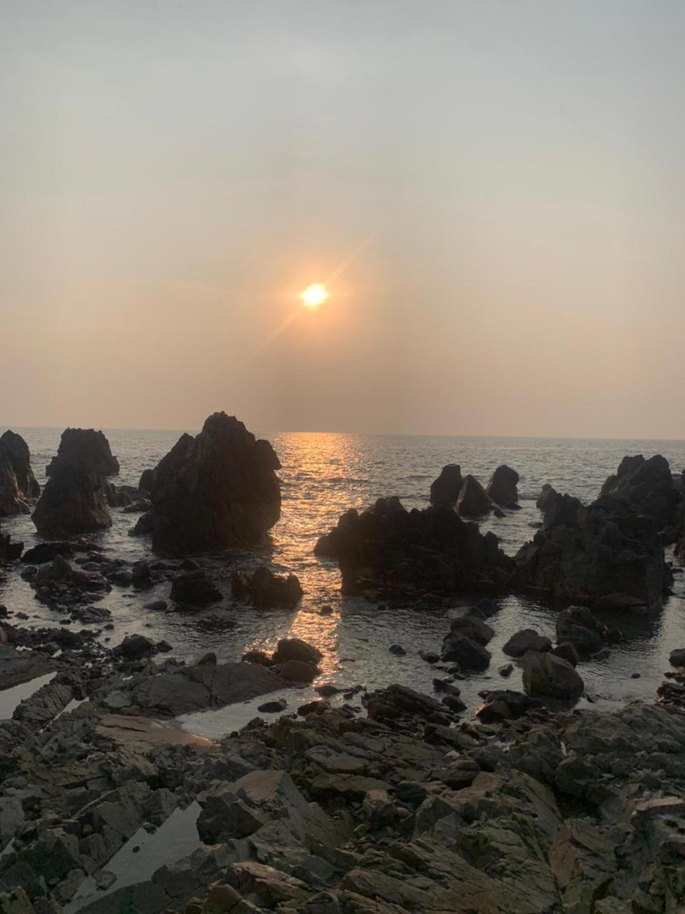 Om Ganesh Guest House Cliffside Arambol Luaran gambar